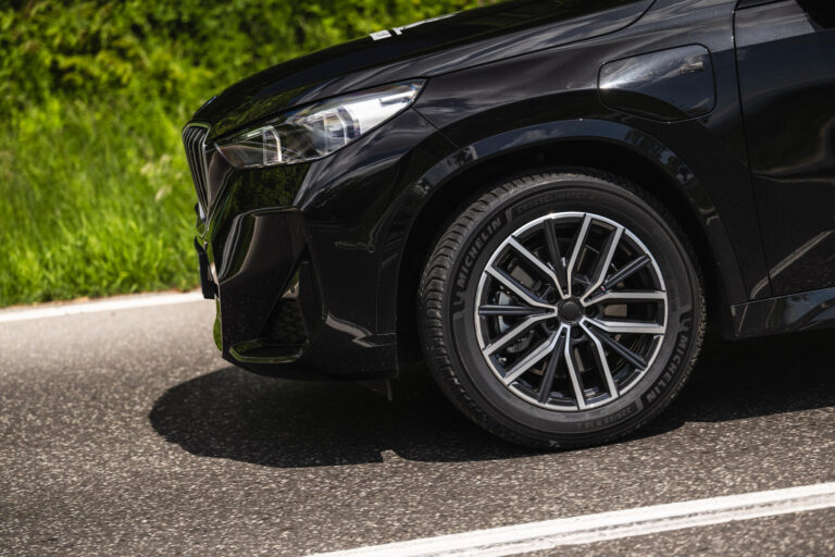 Michelinova nova pnevmatika CrossClimate 3 in 3 Sport – celoletne pnevmatike so zdaj postale standard v Evropi