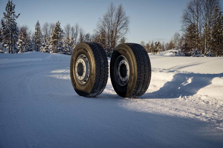 Tovorniške pnevmatike Hankook AW53/DW53 izboljšajo pospešek na snegu za 4 % v internem testu