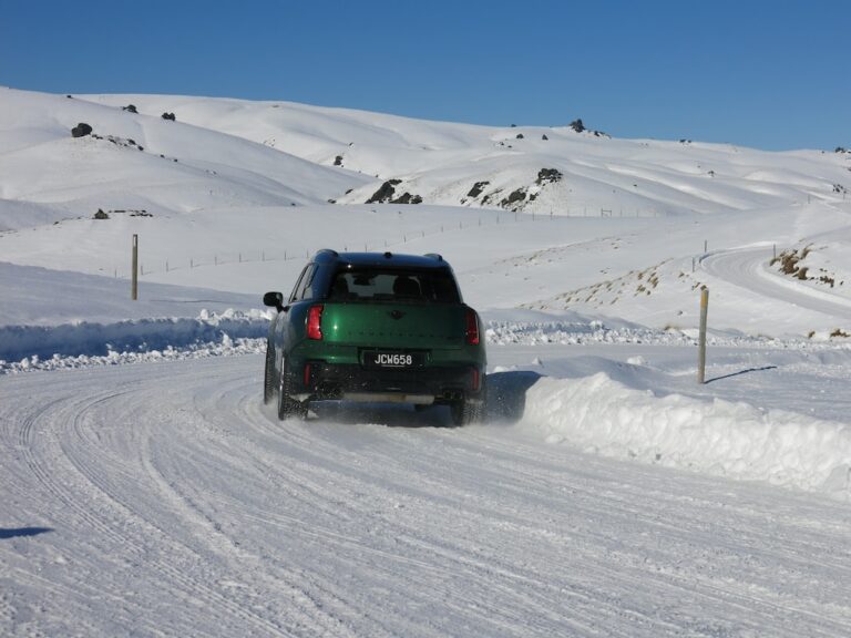 AUTO BILD test pnevmatik 2026: 225/55 R18 — SUV · celoletne pnevmatike — Goodyear Vector All Season 4